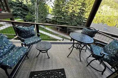 Image de Keystone condo / pool / hot tub / patio / Mountain View / King bed / ski storage
