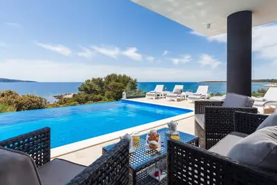Image de Maison luxueuse à Gradina