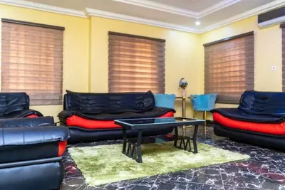 Image de Impeccable 2-Bed Apartment in Accra