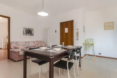 Image de Appartement 'Casa Vacanze Elma' avec jardin partagé et balcon