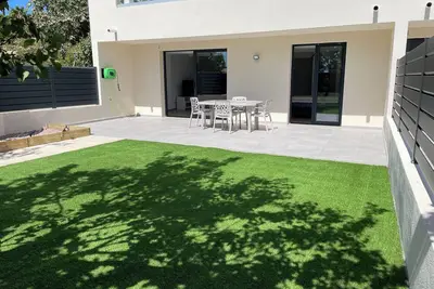 Image de T2 Rez de jardin les pieds dans l’eau à Tiuccia