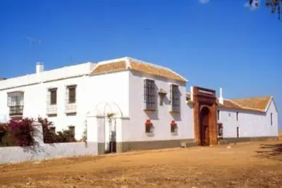 Image de Appartement spacieux à Carmona avec jardin