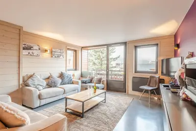 Image de Charmant 3 pièces rénové avec balcon et parking au centre de Morzine