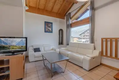 Image de 3 pièces à Morzine, skis aux pieds, animaux admis