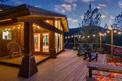 Image de Luxury Home - 8 Acres - 7 Min to Dgo - Pool Table/Fire Pit/Amazing Views