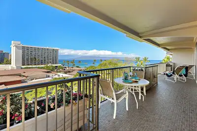 Image de Ocean View steps from beach, dining, shopping 773