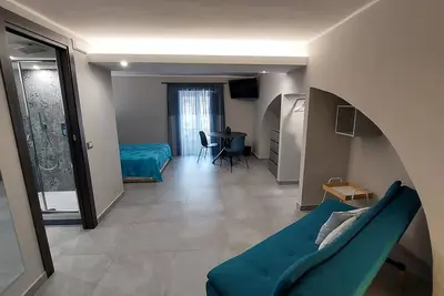 Image de The 3 Principi Garibaldi Suites & Apartment in the center, a few steps from the Duomo