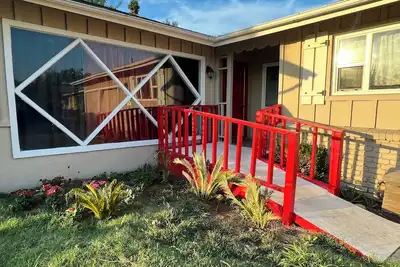 Image de Convenient Home Away From Home