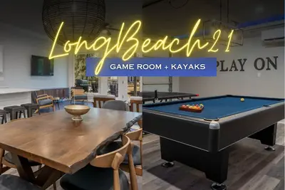 Image de Sleeps 12! Game room! Kayaks! Lakefront!