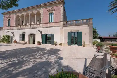 Image de Villa \"Minioti Appartement A-B\" avec terrasse partagée, Wi-Fi et climatisation