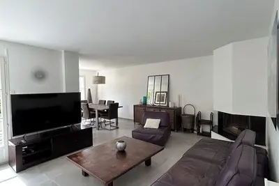 Image de Maison de Ville Entre Paris, Versailles, Fontainebleau et Disney Land