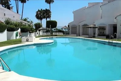 Chalet en 1ª Línea de Playa, en la Costa del Sol. ideal Familas, mascotas Aceptadas