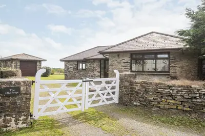 Image de The Old Forge, pet friendly, with a garden in Trerulefoot