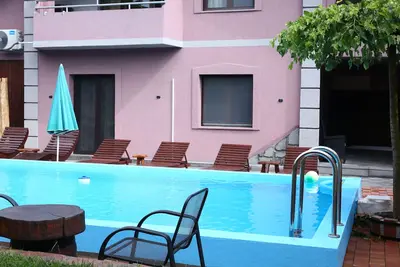 Image de Amazing apartment near Belgrade 15 min with private swimming pool and parking.