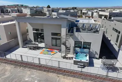 Luxurious Abode with Hot Tub and Rooftop Deck