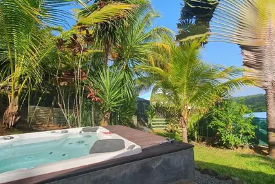 Image de Habitation Créole Avec Jardin Privé et Parking à 10 min des Plus Belles Plages!