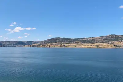 Image de Lake Front with boat parking and easy access to the beach and marina