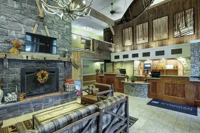 Image de 2 Bedroom Deluxe Condo w/ Kitchen at Bentley Brook, Jiminy Peak Ski Mountain! !