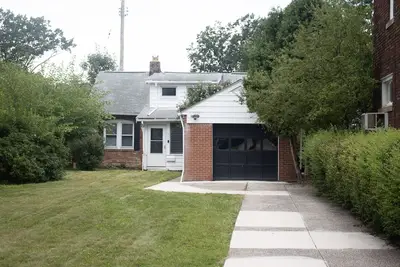 Image de The Unique Place has a style of its own.