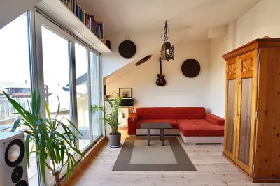 Image de Top floor apartment with roof terrace in Mitte
