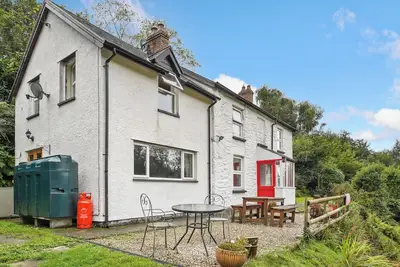 Image de Delfryn, Goginan, pet friendly, with a garden in Aberystwyth