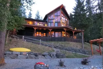 Image de Lake front cabin on Tie Lake. Sleeps max 10. Ideal for 2 or 3 familes.