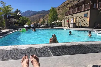 Image de Beautiful Walleys Hotsprings Getaway! One bedroom Sleeps 4 Avail: 9/17-9/21