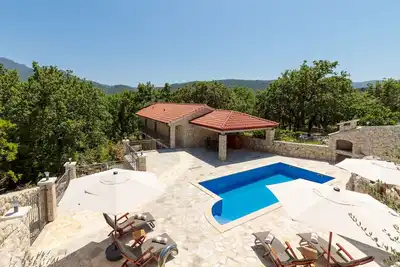 Image de Private villa Iko with swimming pool and view on mountain Biokovo