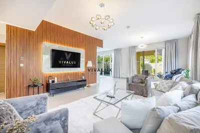 Image de JumeirahPark Villa | PoolandGarden