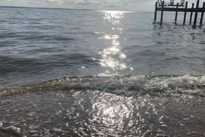 Image de Beach Front and 'Perfectly Placed'