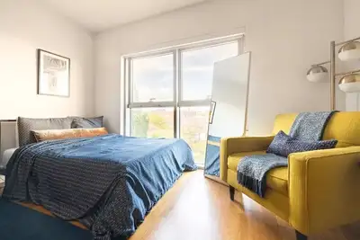 Beautiful Modern Studio in Luxury Building