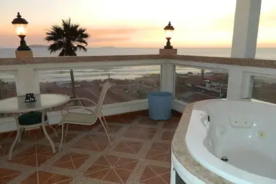 Image de Cielo, a beautiful penthouse with amazing ocean views!