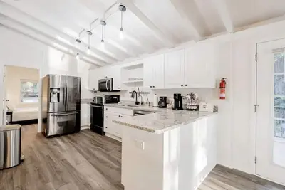 Image de Lazy Creek Cove Cottage w Ev Plug!