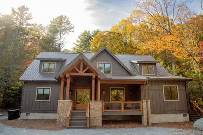 Image de Glen Falls Luxury Cabin w/ fireplaces, 5 minutes to Town, hiking nearby