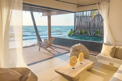 Image de Loretta Beach House + Infty Pool