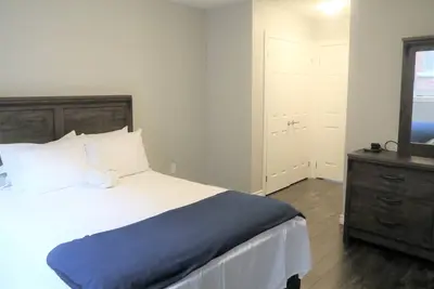 Image de Luxe Stays New Stunning Luxury Modern Retreat - Dedicated Workspace