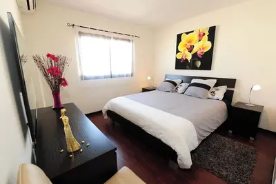 Image de Appartement grand confort avec parking proche Centre Ville