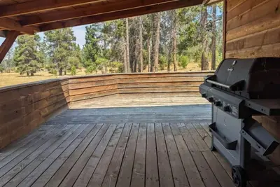 Image de Williamson River Ranch\nFishing\nEclipse Exclusive\nViews\nBook Reading
