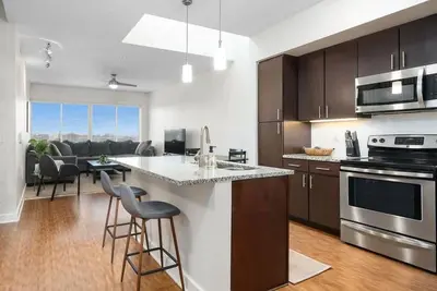 Image de Luxury 3-Bed Near Downtown