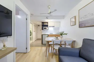 Image de Cosy 2 Bedroom Unit Near Ngv and Flinders Station