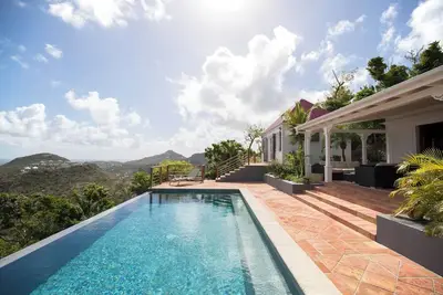 Image de Pasha 2br in Lurin by Personal Villas - Breathtaking Tranquil Haven