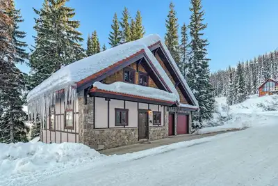 Image de Ski-In/Out| Schweitzer Red Behr Inn | Hot Tub