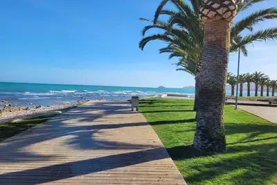 Image de Appartement design, très lumineux et moderne à 50 mètres de la plage,