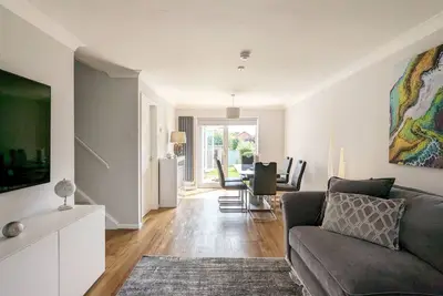 Image de Brook House - Emsworth  -  a cottage that sleeps 6 guests  in 3 bedrooms