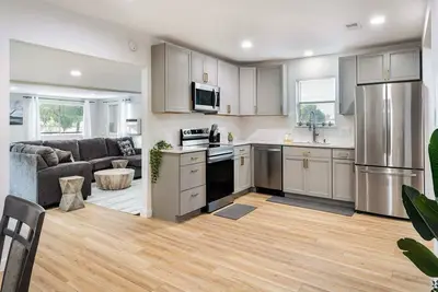 Image de Upstay - Bungalow w Games, Golf, Bbq Grill & Patio