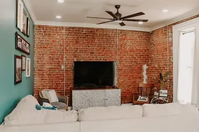 Image de Historic Downtown King Lofts C