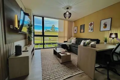 Image de Stylish and modern apartment with work space