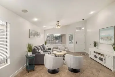 Image de Gilbert Modern Luxury - Private Pool Oasis