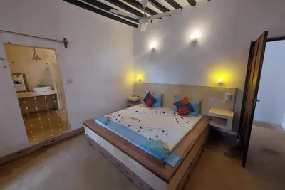 Ndovu bed and breakfast.