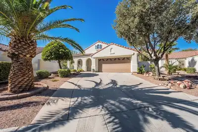 Image de Wonderful Green Valley Henderson Home